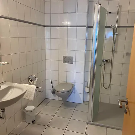 Zum Bahnhof 3* Moerlheim