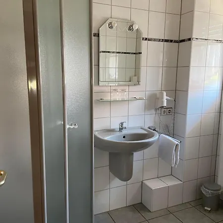 Zum Bahnhof Gasthuis Moerlheim