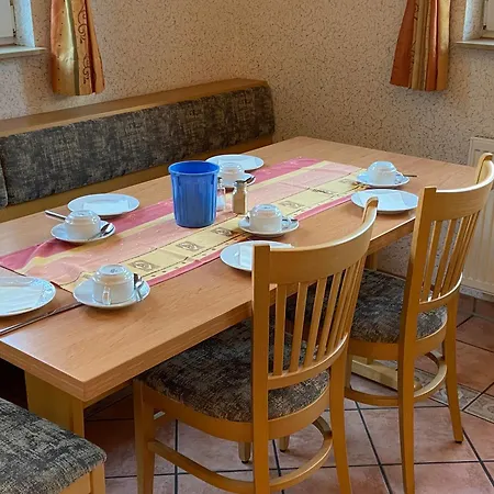 Gasthuis Zum Bahnhof Moerlheim