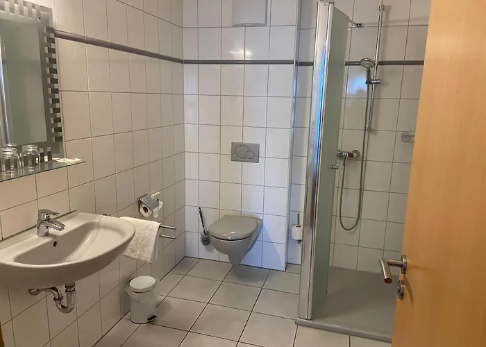 Zum Bahnhof 3* Moerlheim